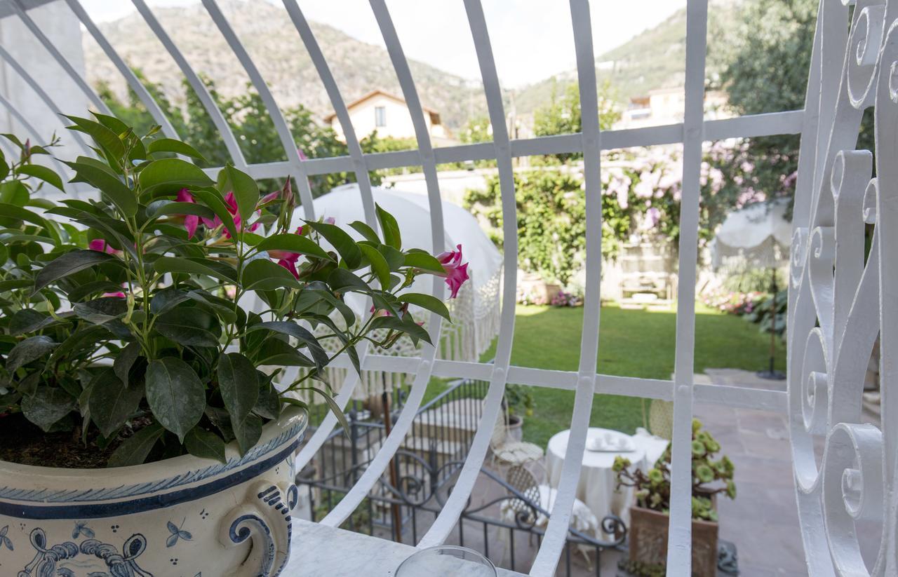 Bed and Breakfast Palazzo Cacace Relais Пьяно-ди-Сорренто Экстерьер фото