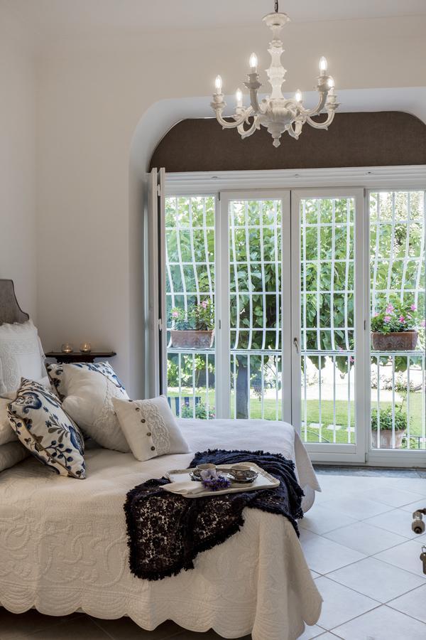 Bed and Breakfast Palazzo Cacace Relais Пьяно-ди-Сорренто Экстерьер фото