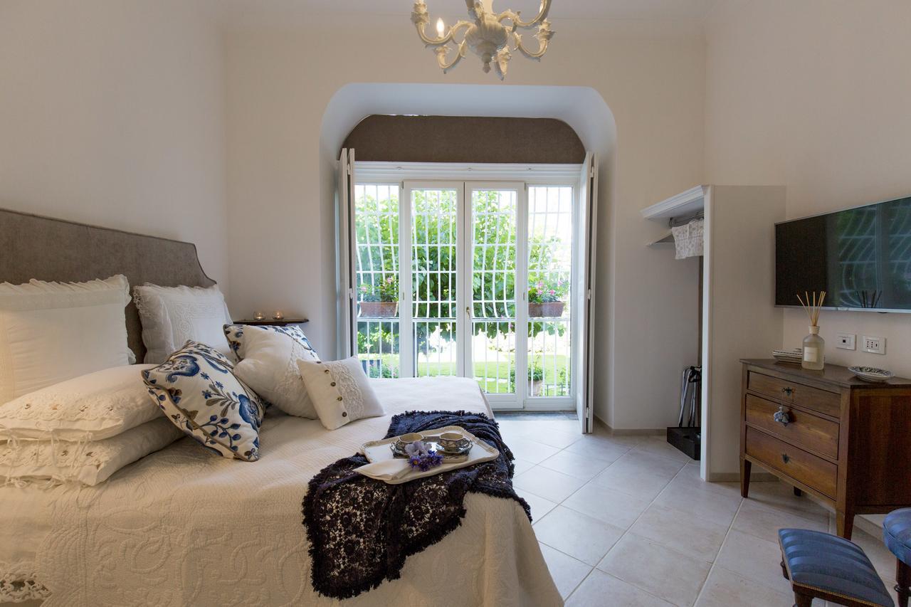 Bed and Breakfast Palazzo Cacace Relais Пьяно-ди-Сорренто Экстерьер фото