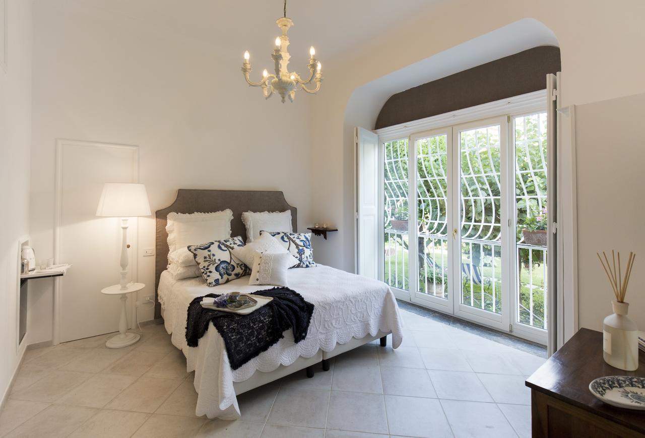 Bed and Breakfast Palazzo Cacace Relais Пьяно-ди-Сорренто Экстерьер фото